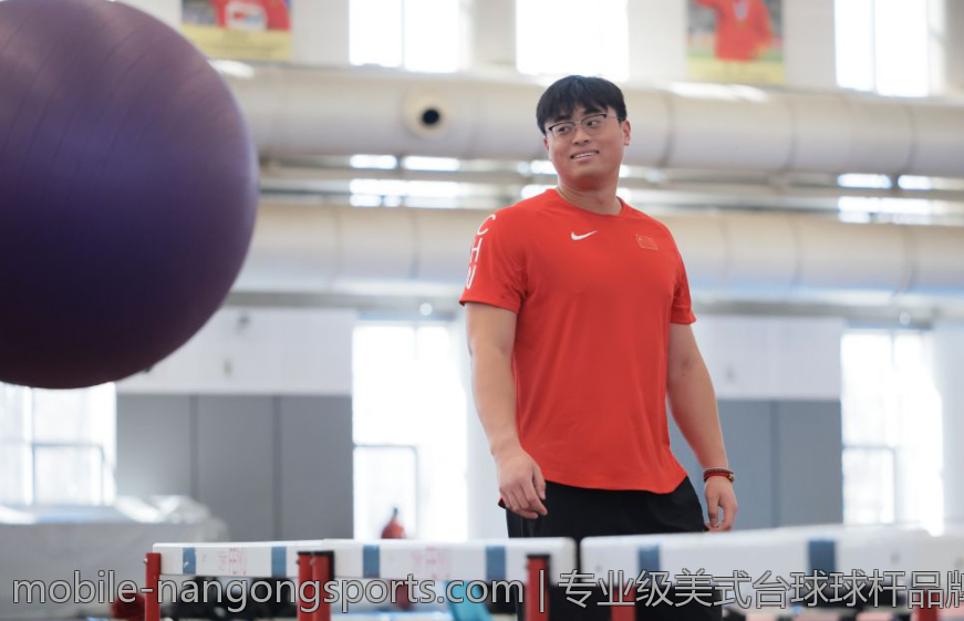 专业级美式台球球杆品牌推荐及购买指南