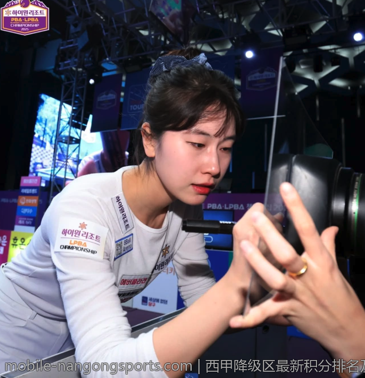 西甲降级区最新积分排名及走势观察